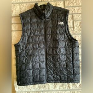 The North Face Men's Quilted Black Vest